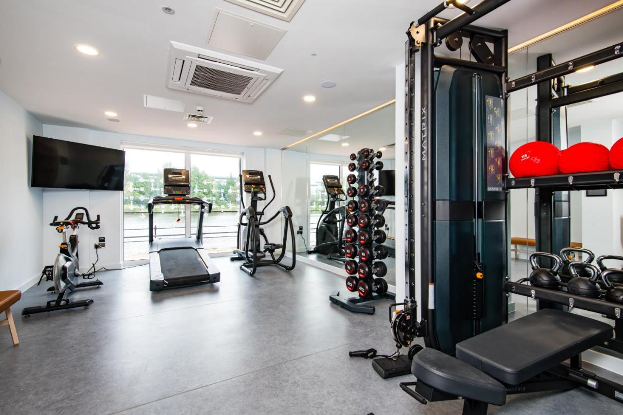 Staybridge Suites - Cardiff By Ihg Luaran gambar